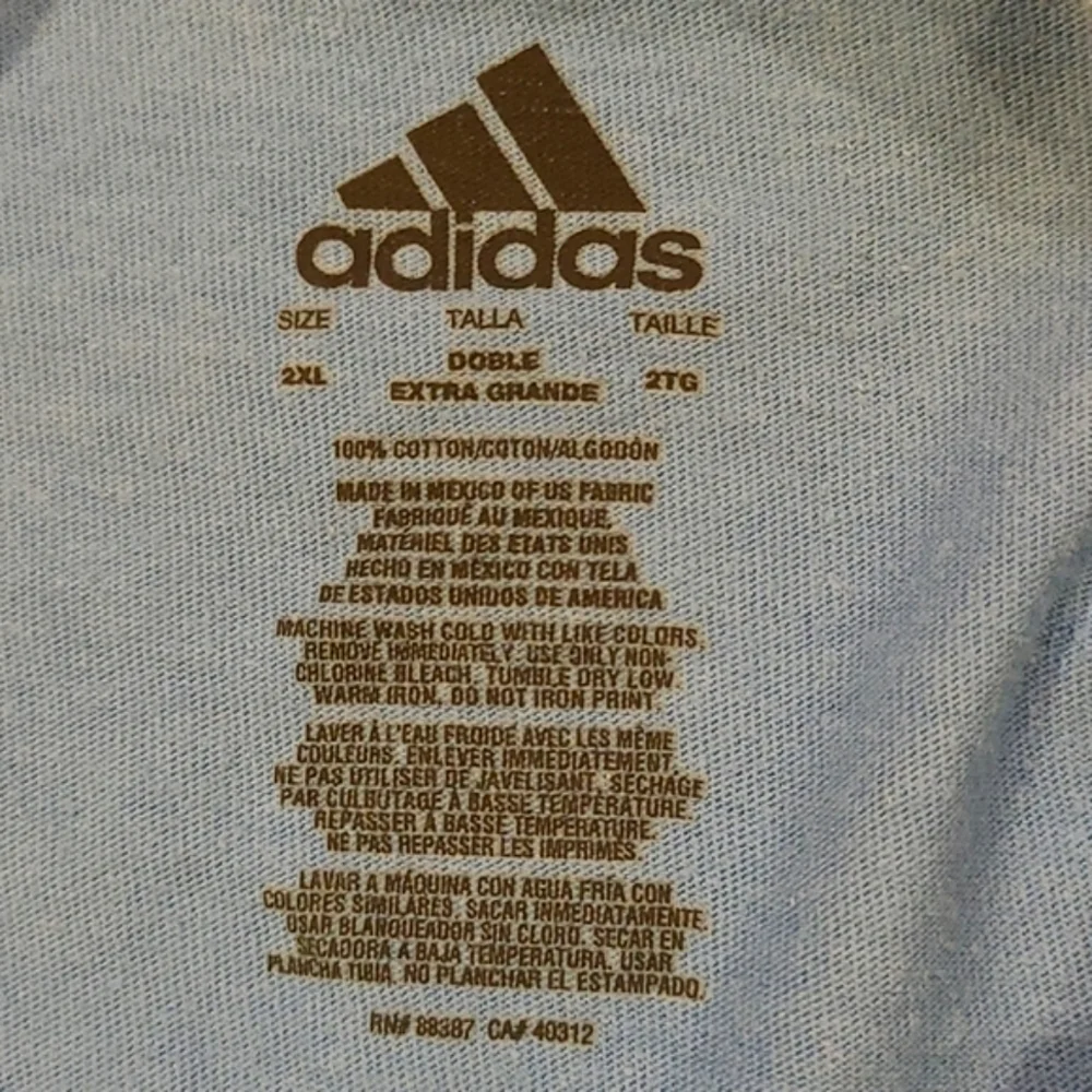 𝅺adidas Light Blue Vintage T-Shirt